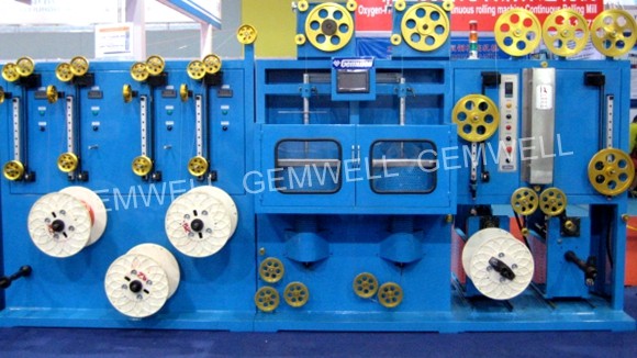 HIGH FREQUENCY—VERTICAL DOUBLE LAYERS TAPING MACHINE