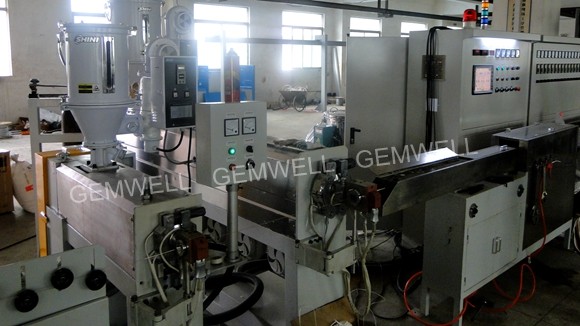 PHYSICAL FOAMING EXTRUSION LINE